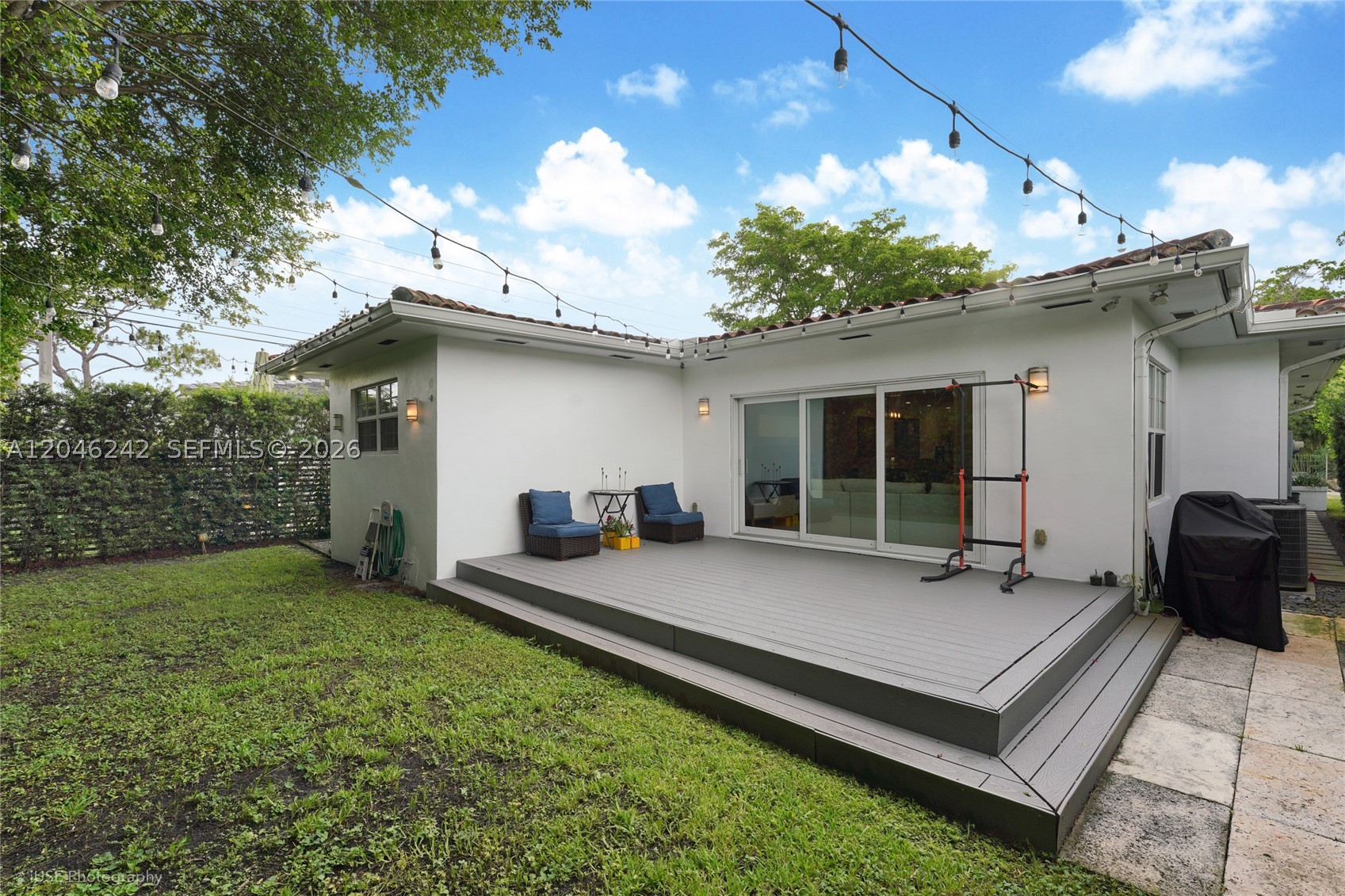 1556 Catalonia Ave, Coral Gables FL 33134