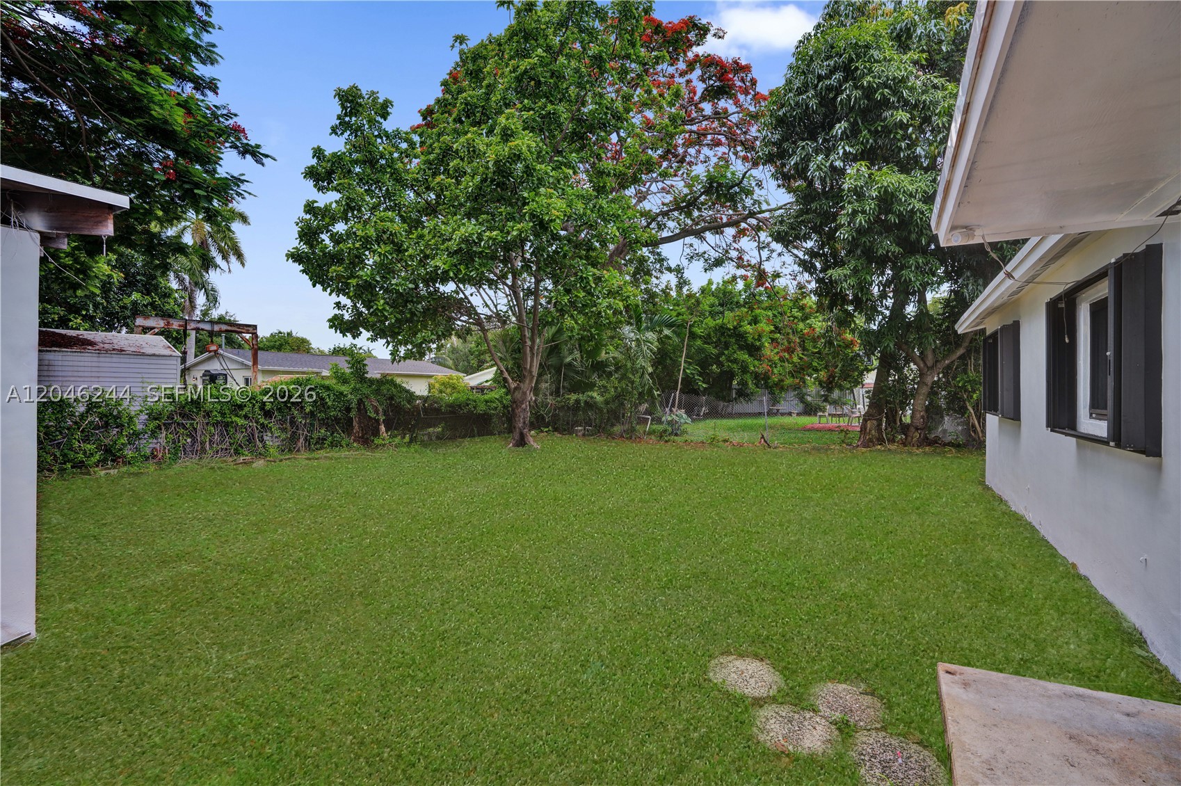 15551 SW 101st Ave, Miami FL 33157
