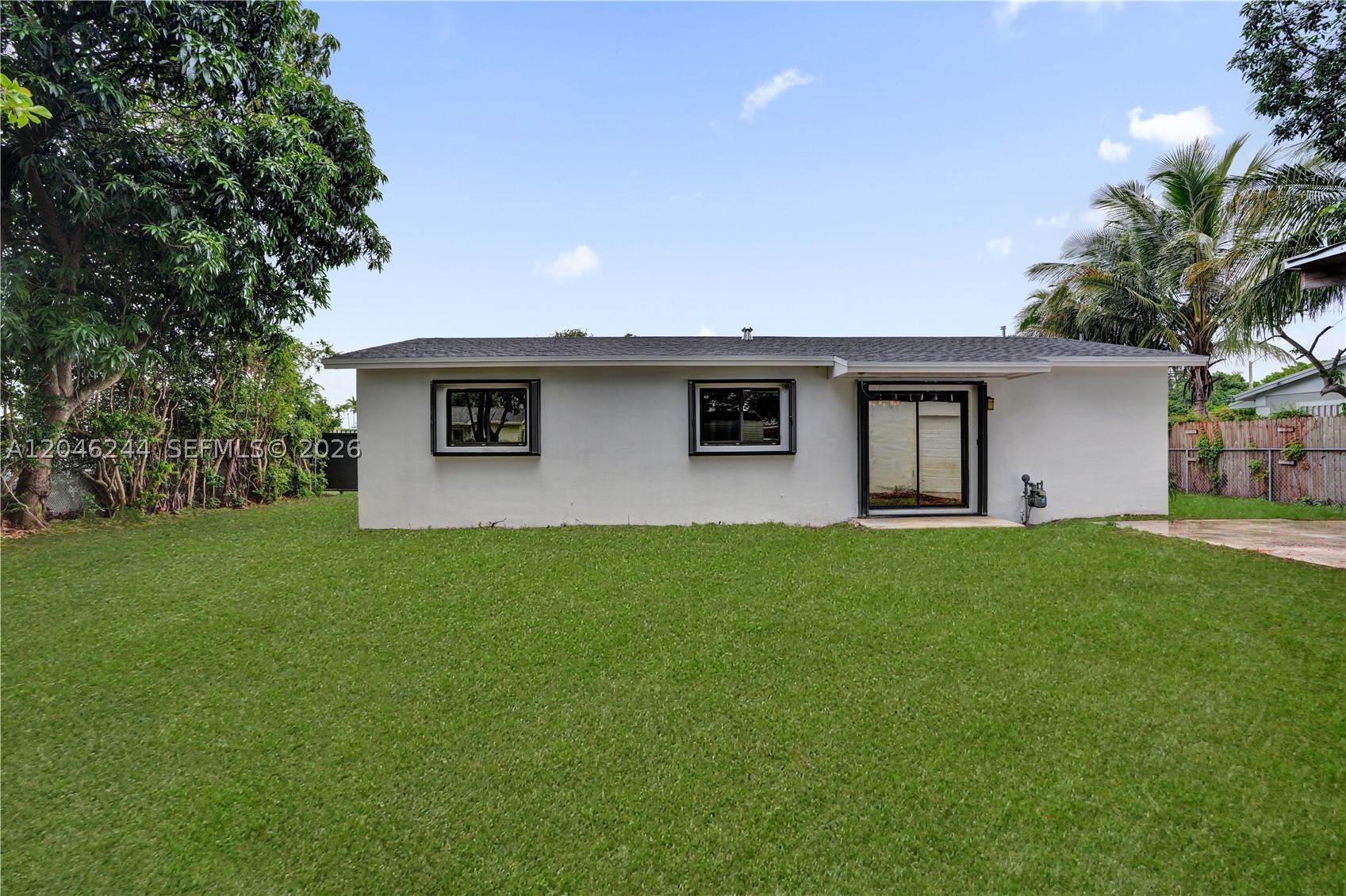 15551 SW 101st Ave, Miami FL 33157
