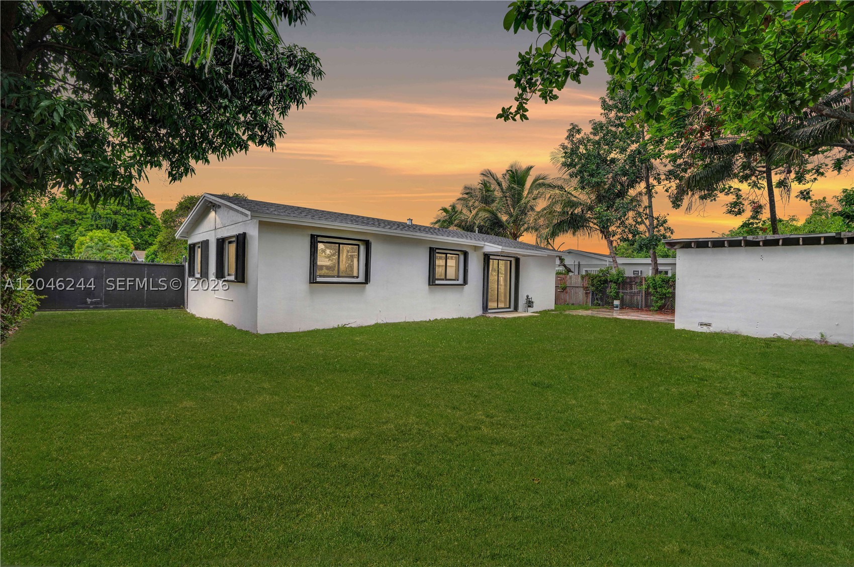 15551 SW 101st Ave, Miami FL 33157