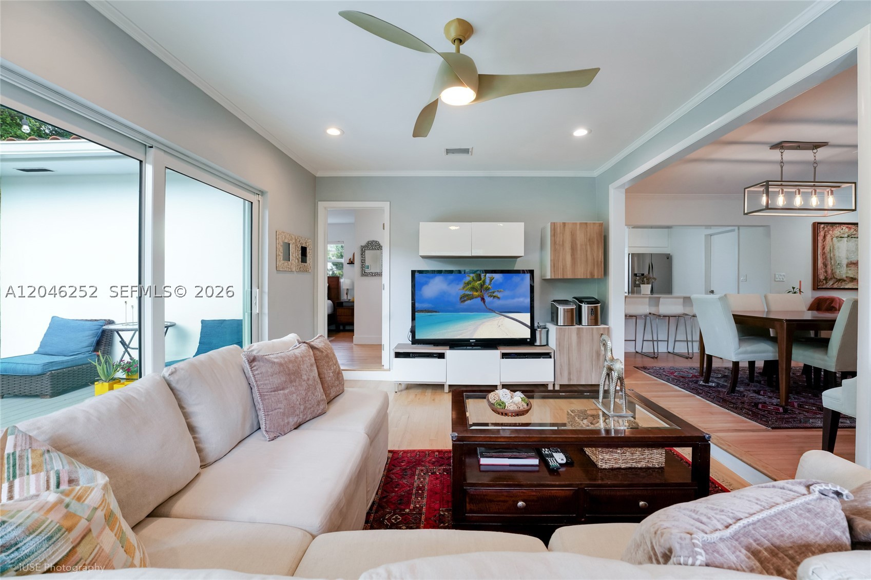 1556 Catalonia Ave, Coral Gables FL 33134