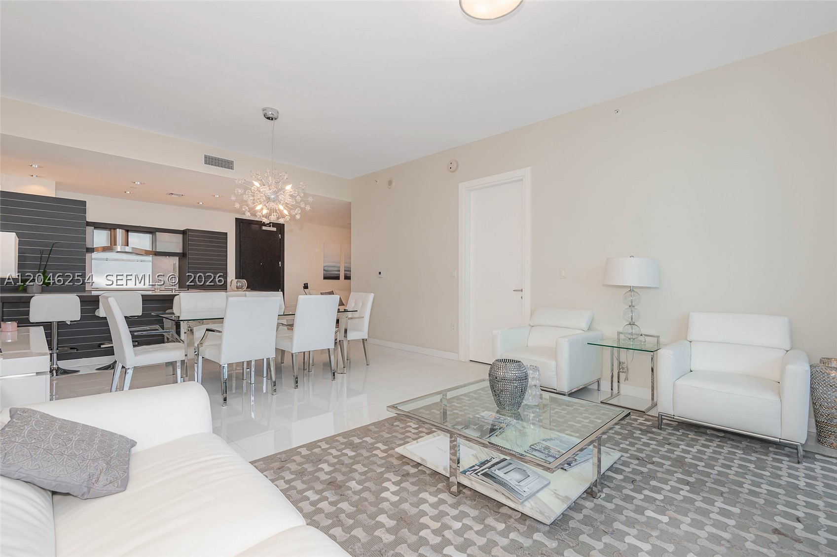 200 Biscayne Boulevard Way #5109, Miami FL 33131
