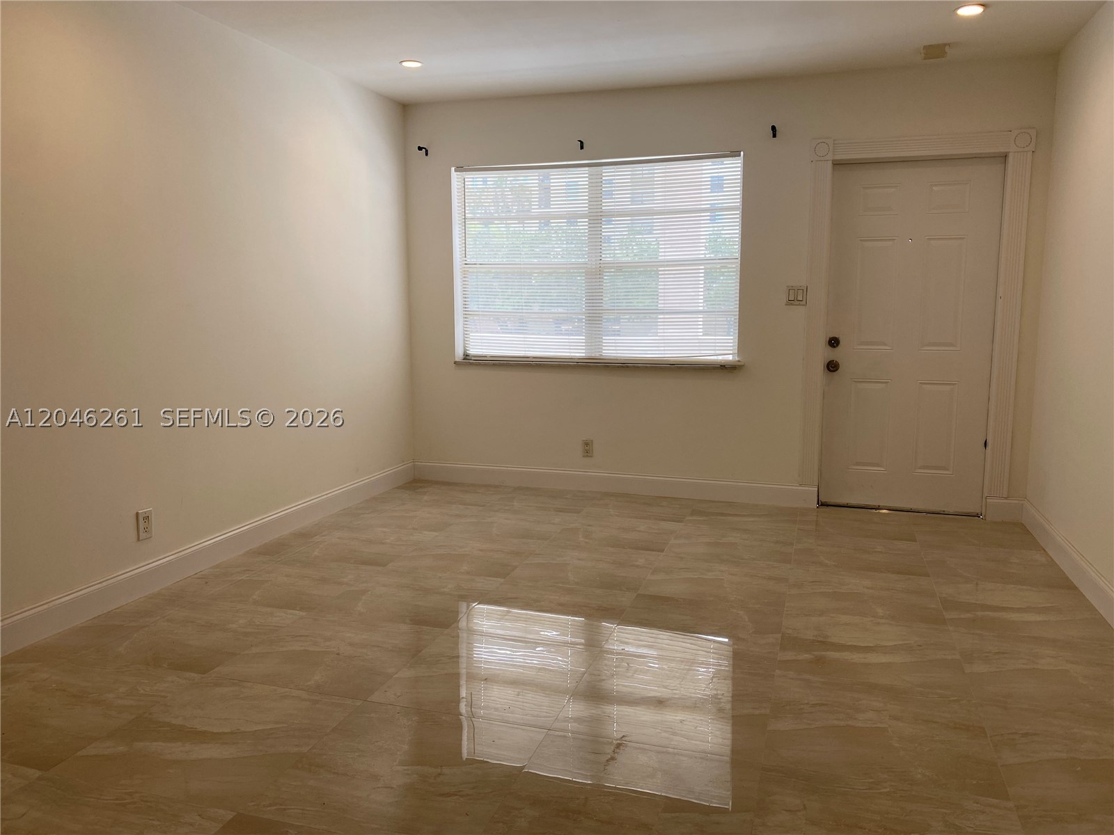 601 SE 5th Ct #208, Fort Lauderdale FL 33301