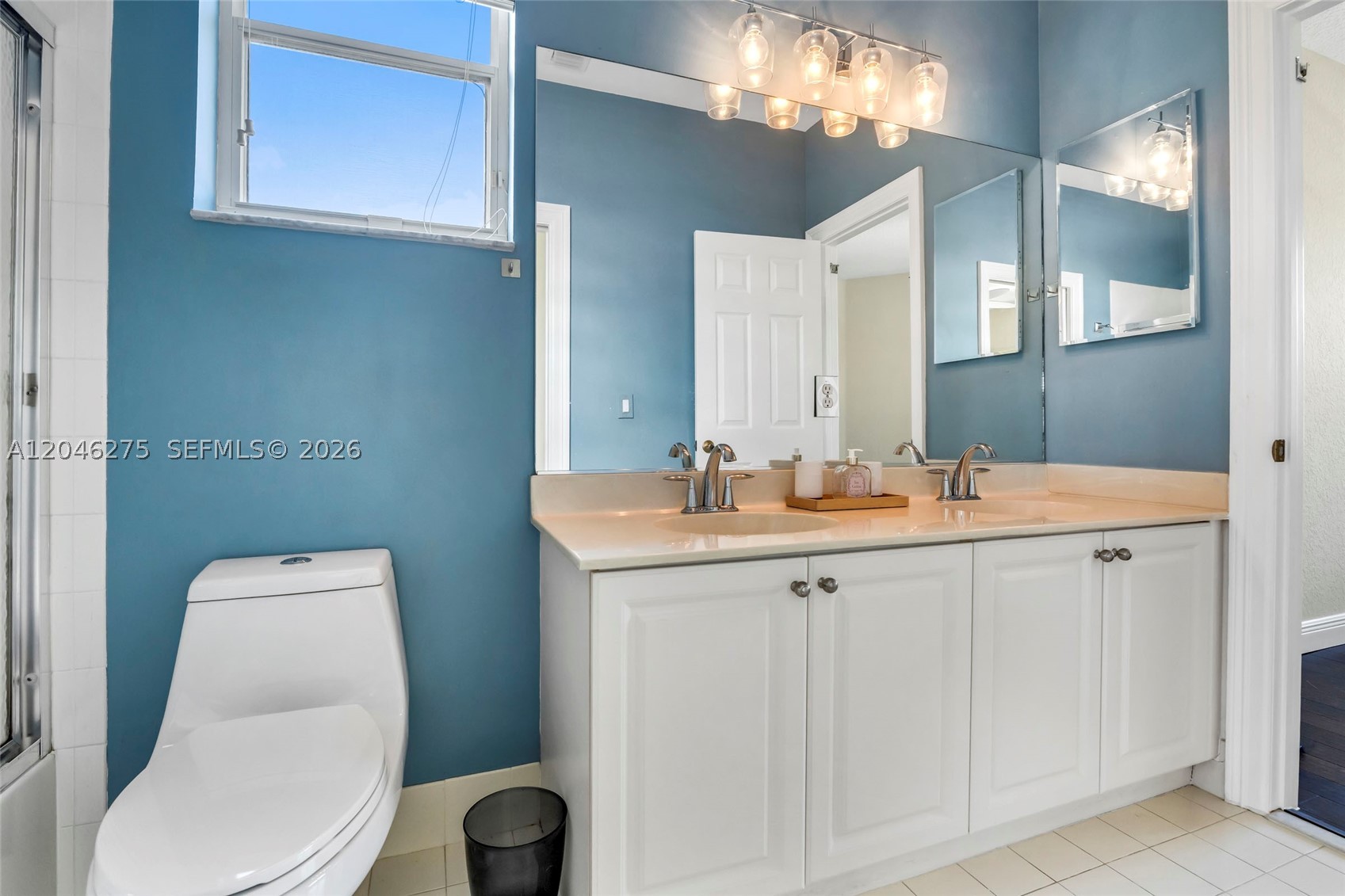 4135 SW 186th Way, Miramar FL 33029