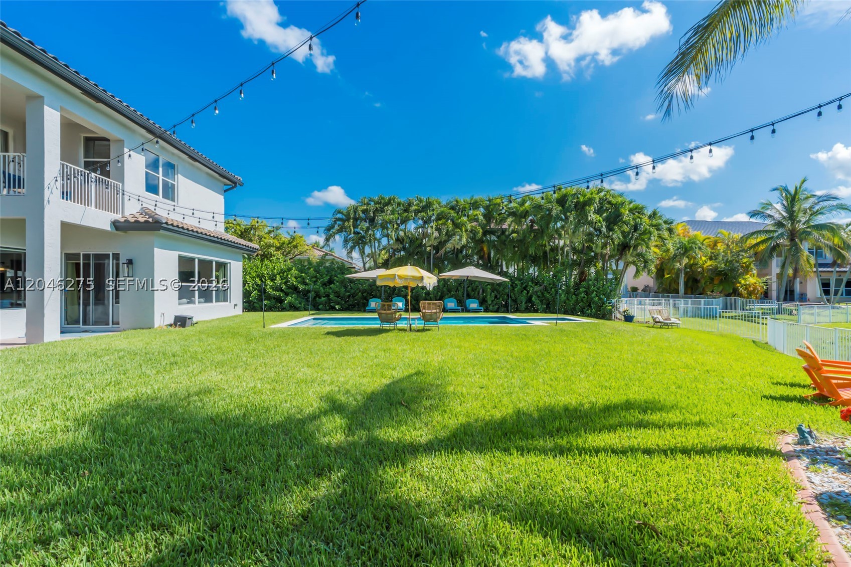 4135 SW 186th Way, Miramar FL 33029