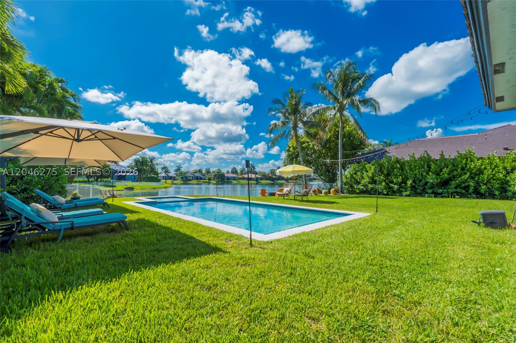 4135 SW 186th Way, Miramar FL 33029