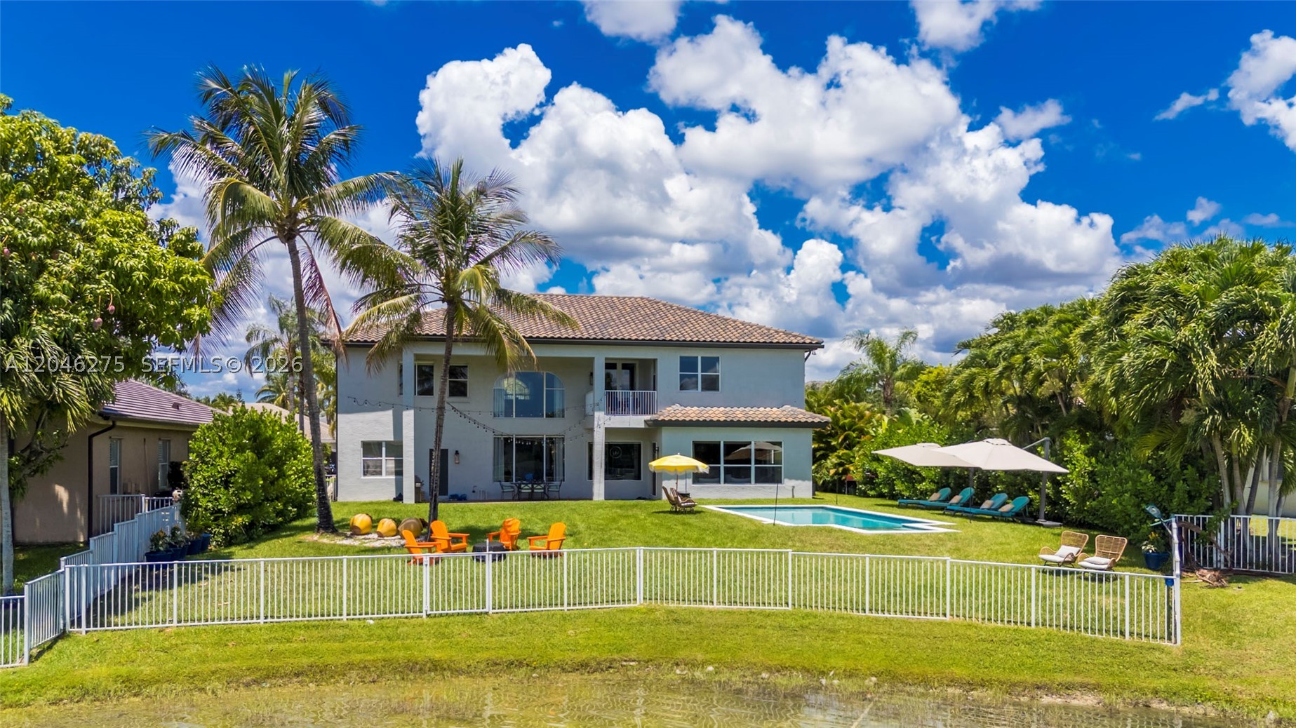 4135 SW 186th Way, Miramar FL 33029