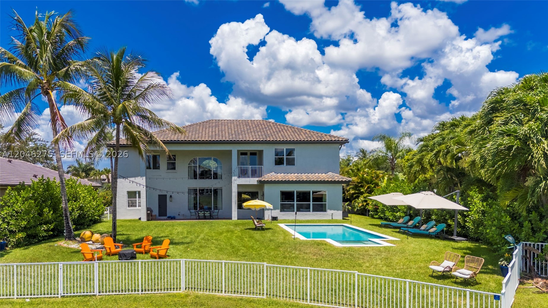 4135 SW 186th Way, Miramar FL 33029