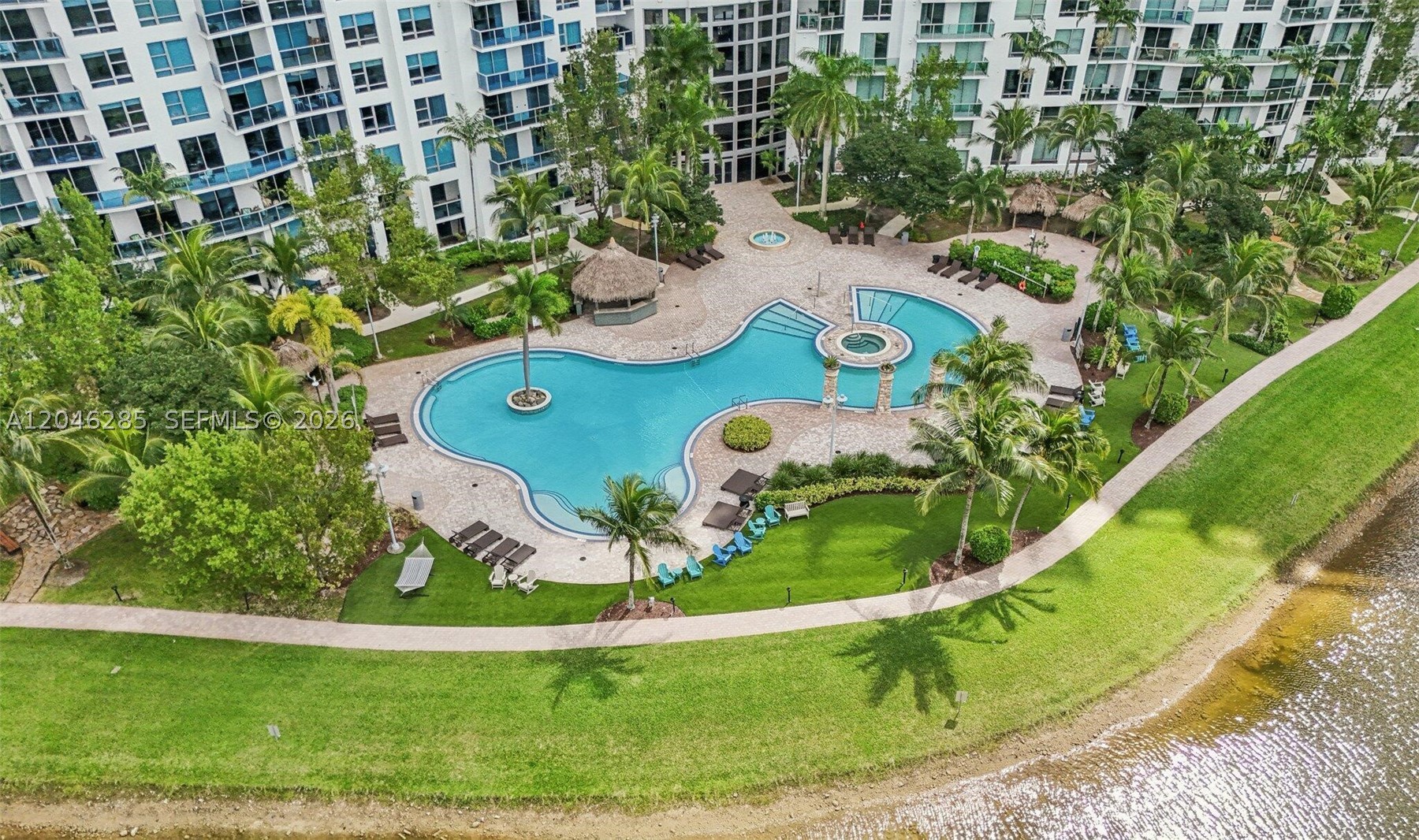 2641 N Flamingo Rd #2308, Plantation FL 33323