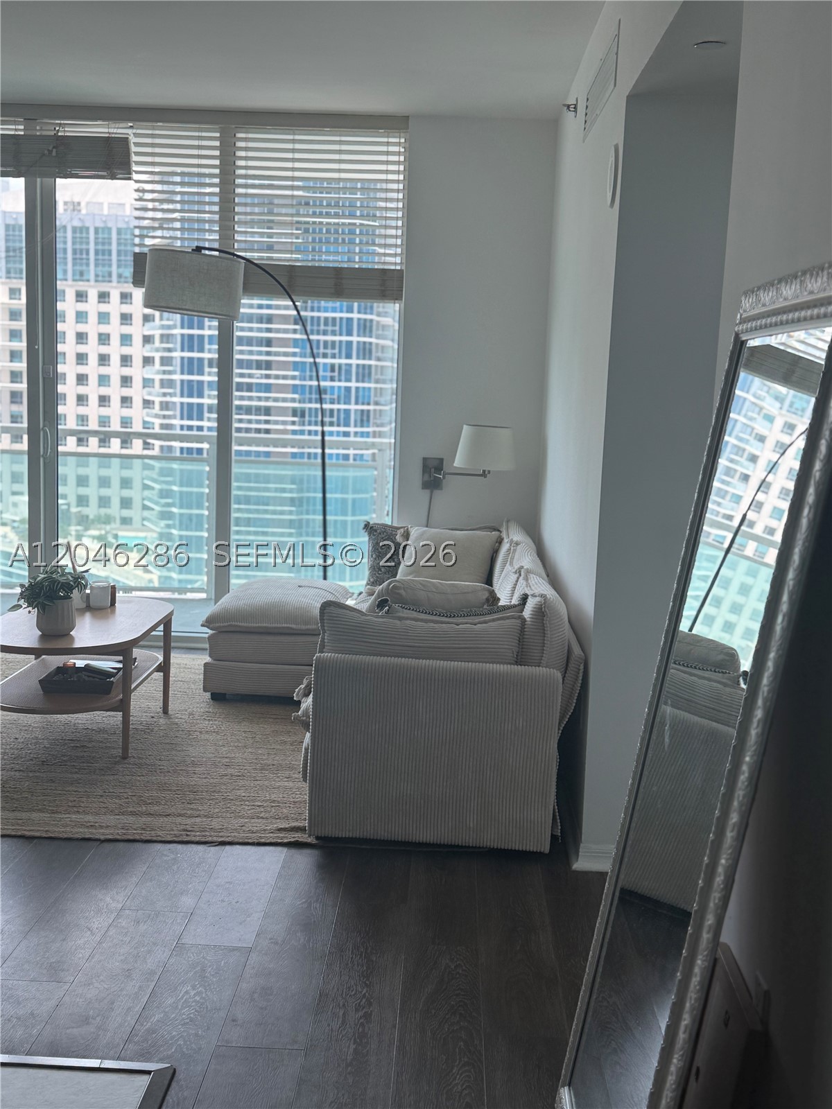 950 Brickell Bay Dr #2907, Miami FL 33131