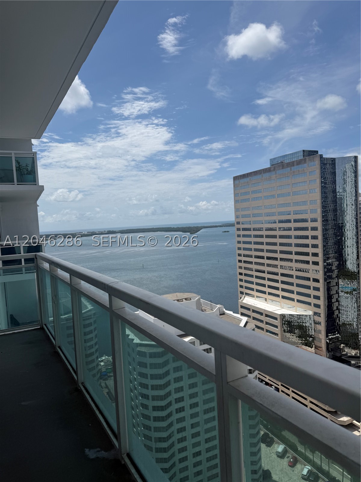 950 Brickell Bay Dr #2907, Miami FL 33131