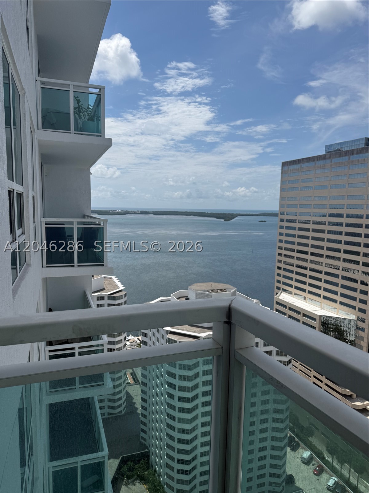 950 Brickell Bay Dr #2907, Miami FL 33131