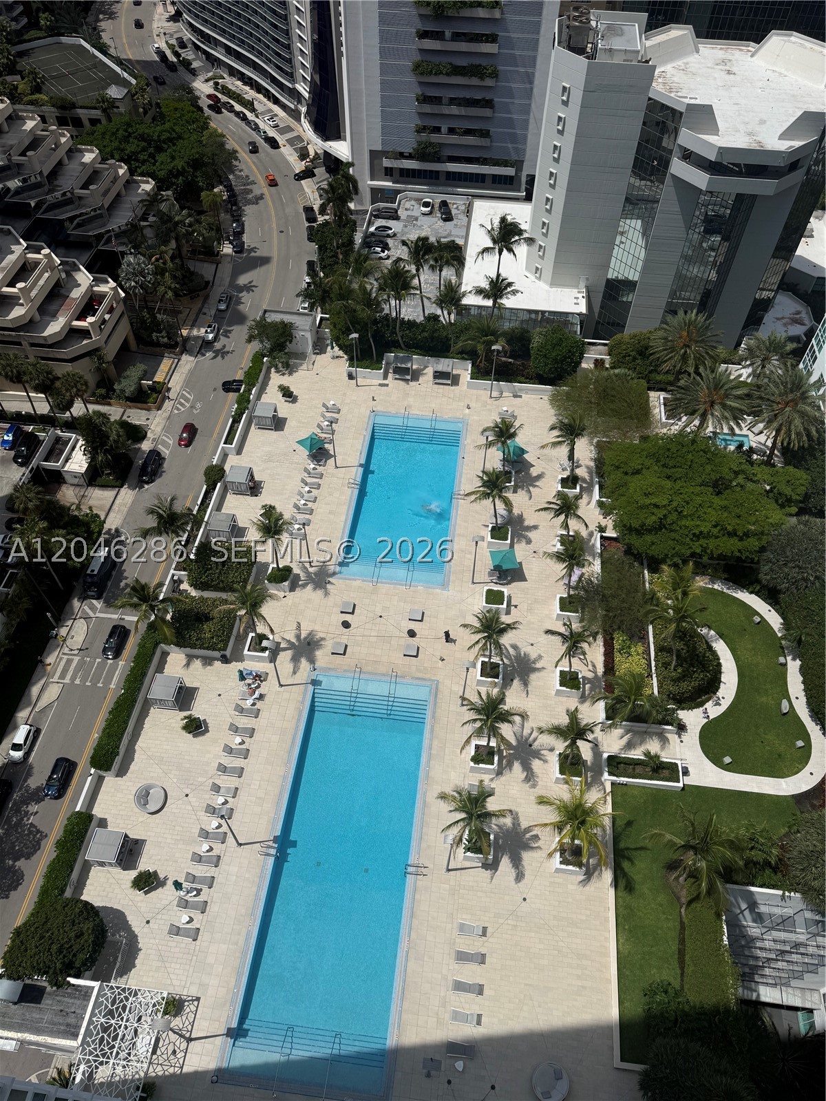 950 Brickell Bay Dr #2907, Miami FL 33131
