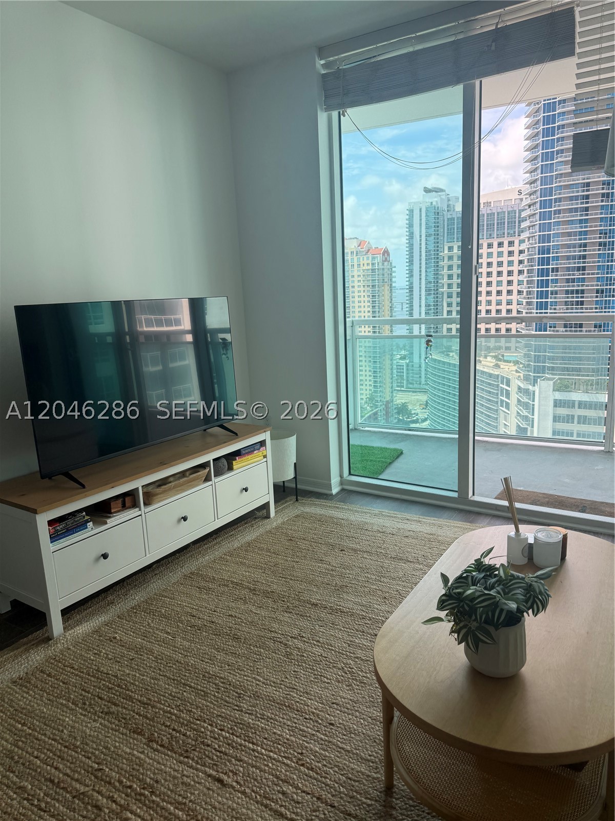 950 Brickell Bay Dr #2907, Miami FL 33131