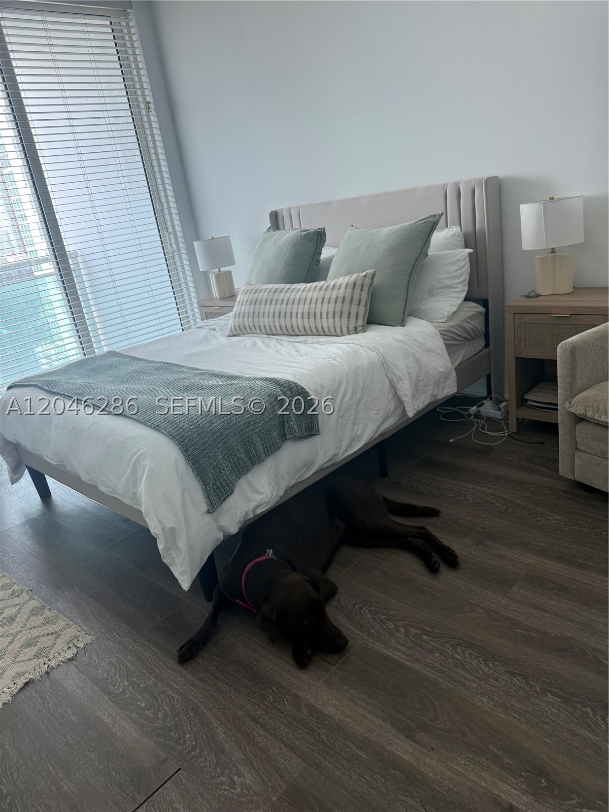 950 Brickell Bay Dr #2907, Miami FL 33131