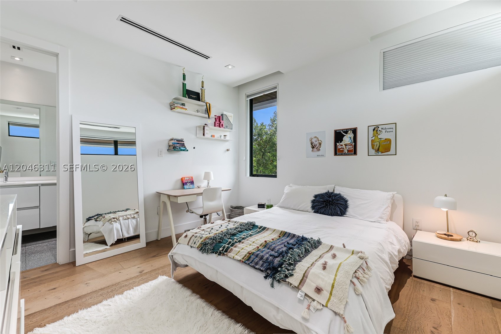 445 Ridgewood Rd, Key Biscayne FL 33149