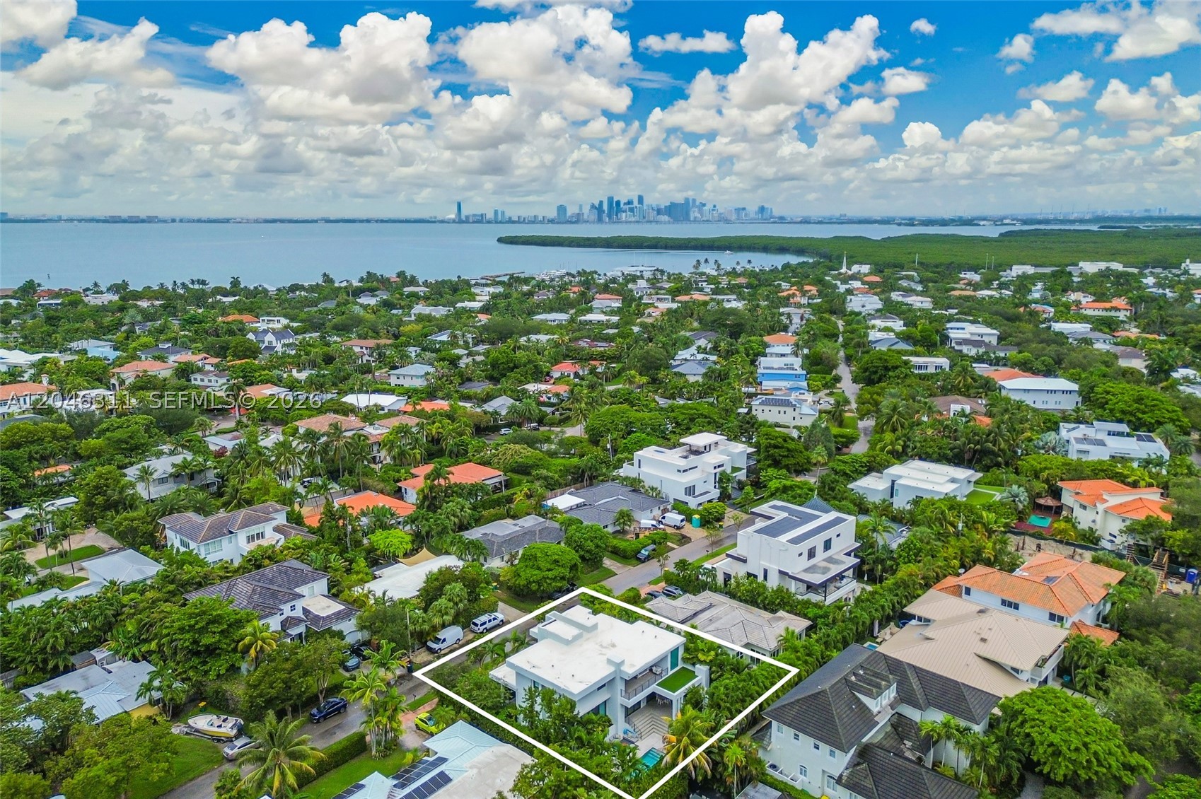 445 Ridgewood Rd, Key Biscayne FL 33149