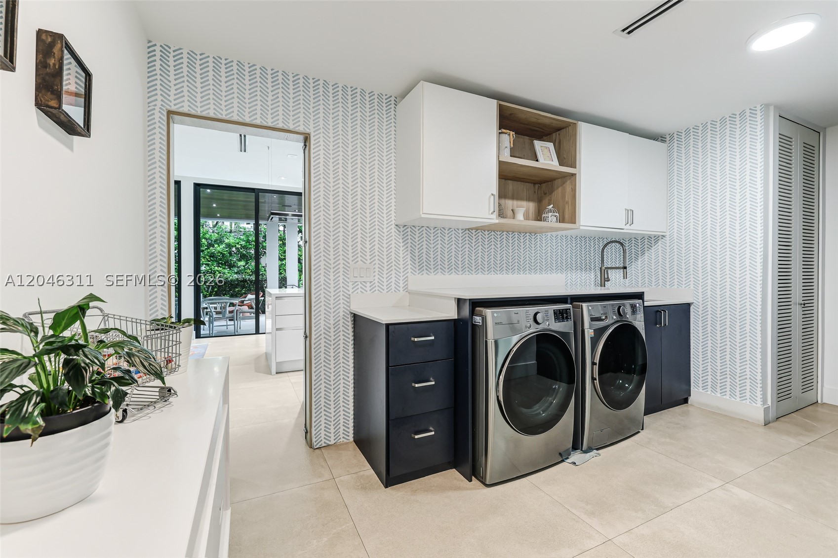 445 Ridgewood Rd, Key Biscayne FL 33149