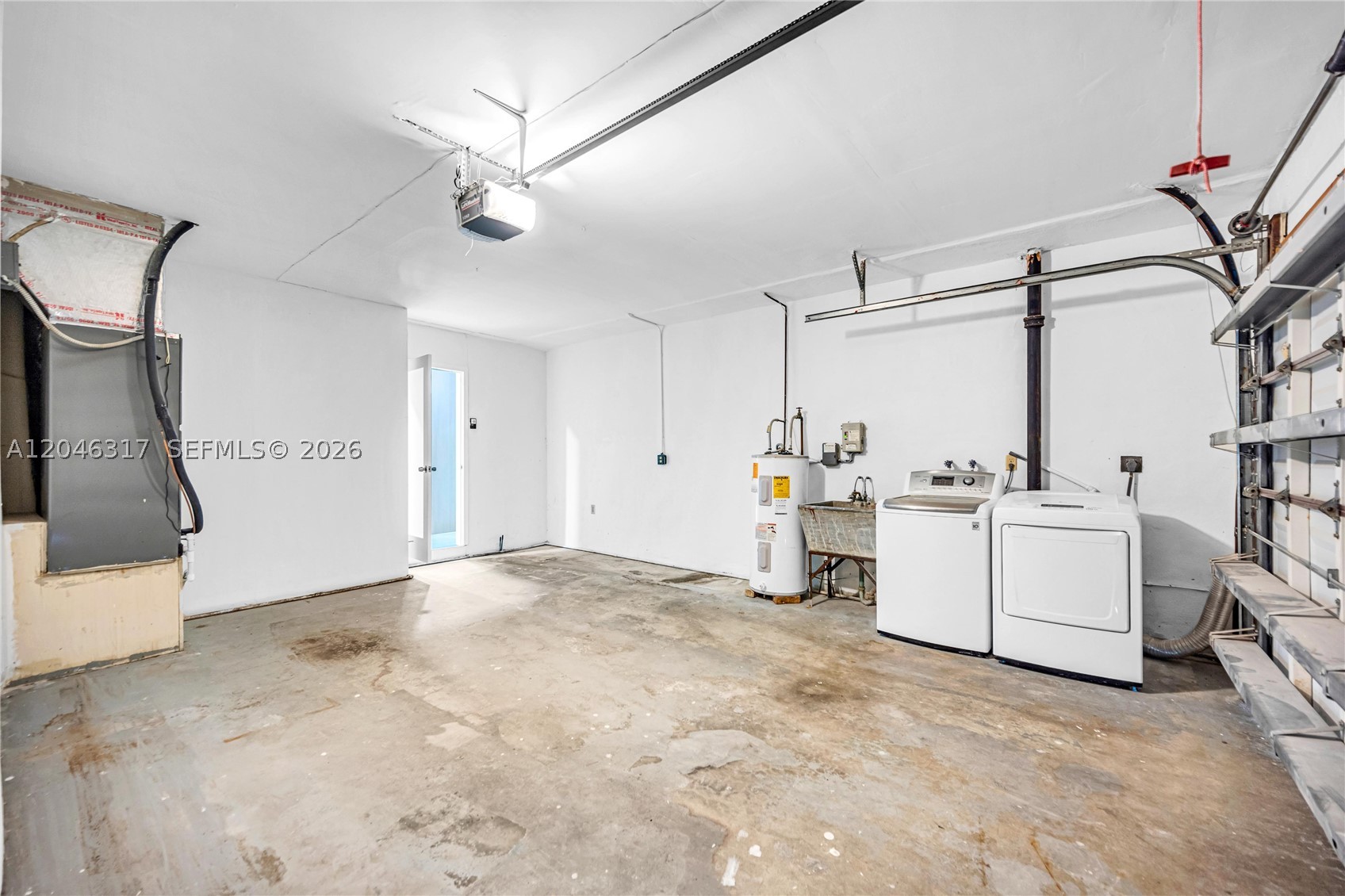 12525 SW 68th Ct, Pinecrest FL 33156