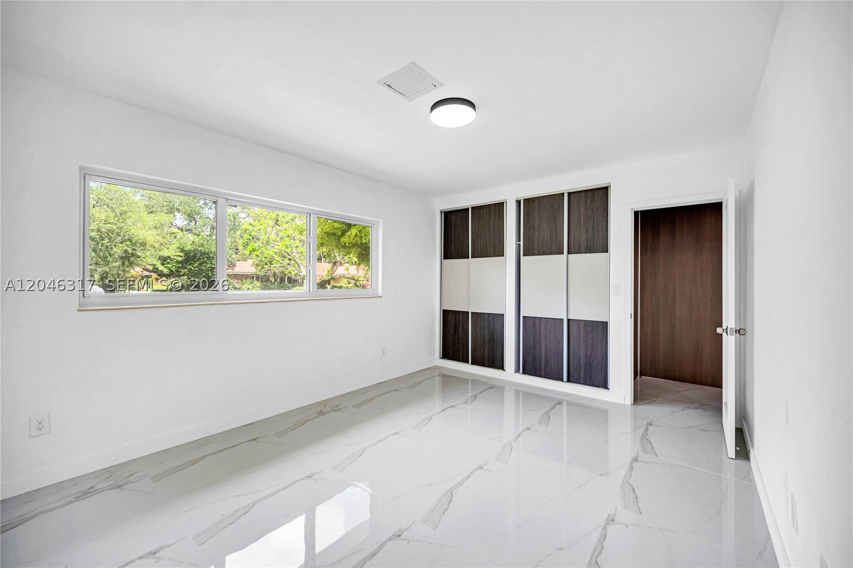 12525 SW 68th Ct, Pinecrest FL 33156