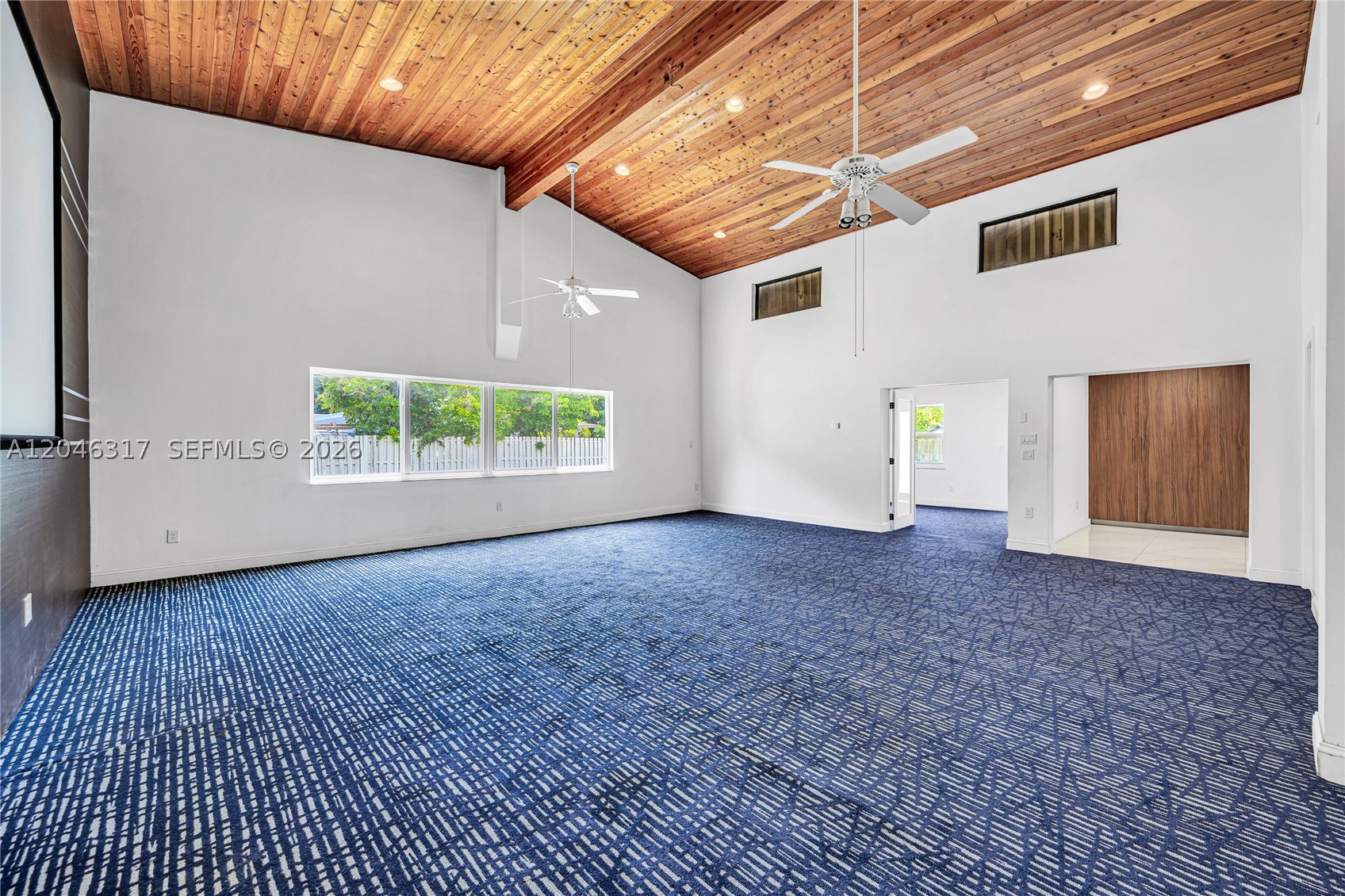12525 SW 68th Ct, Pinecrest FL 33156