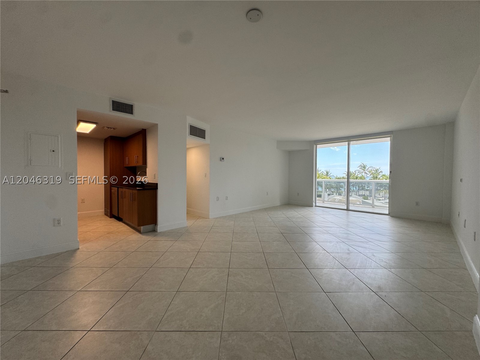 10275 Collins Ave #318, Bal Harbour FL 33154