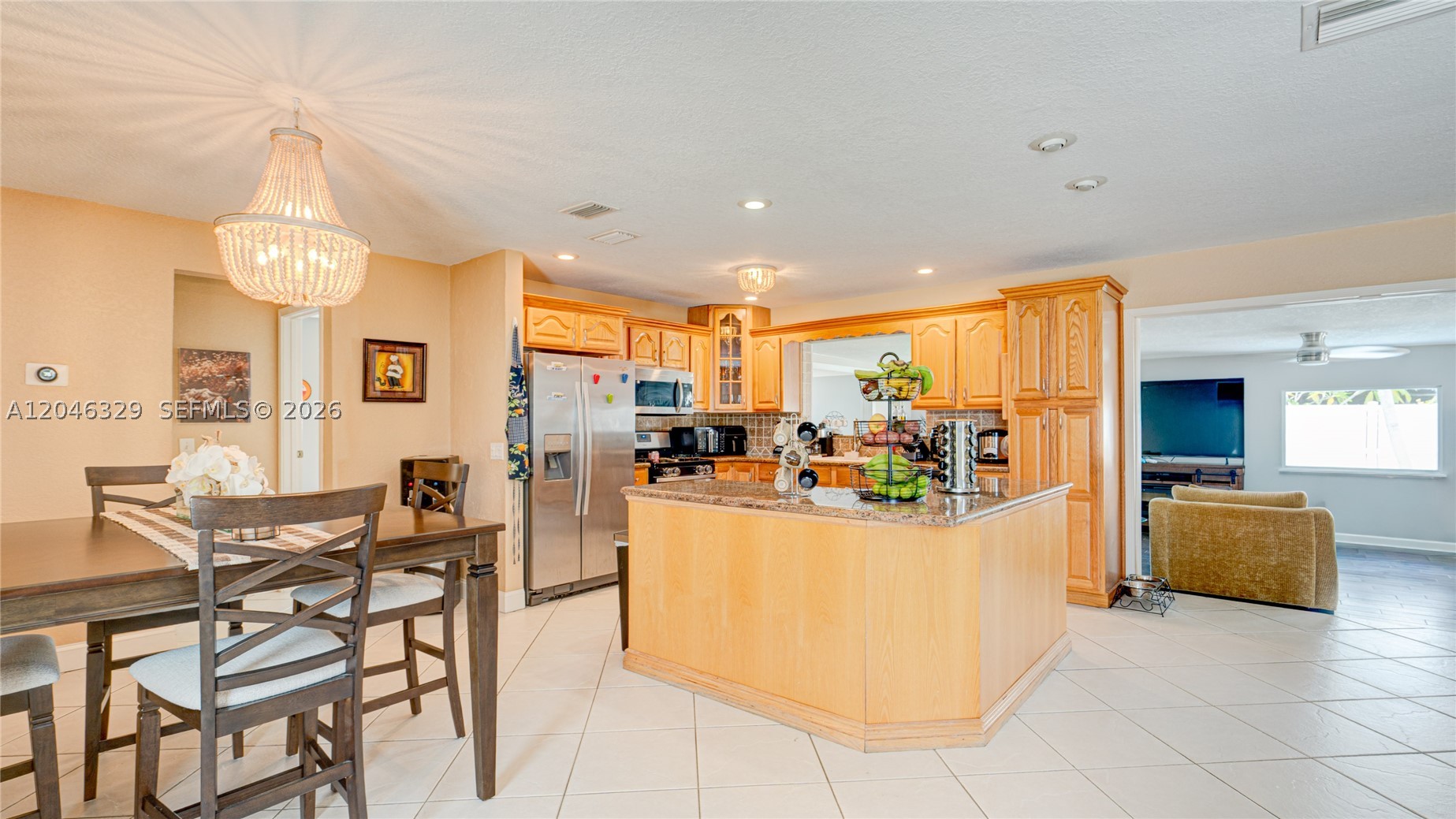 11370 NW 46th Pl, Sunrise FL 33323