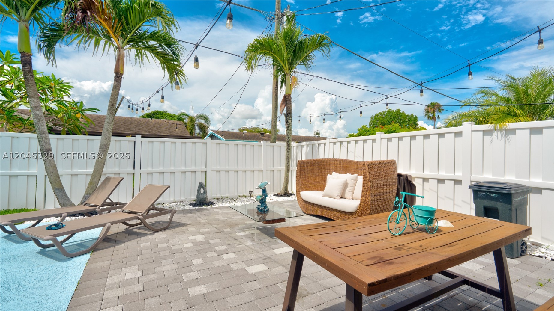 11370 NW 46th Pl, Sunrise FL 33323