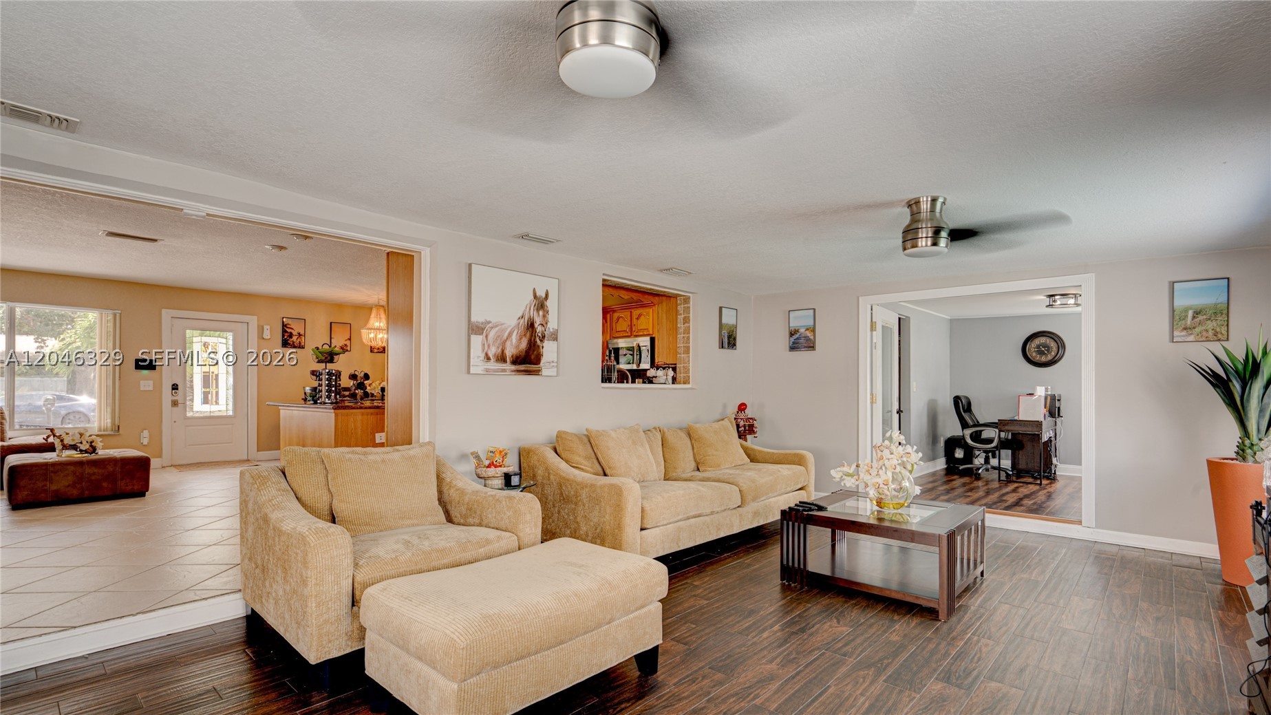 11370 NW 46th Pl, Sunrise FL 33323