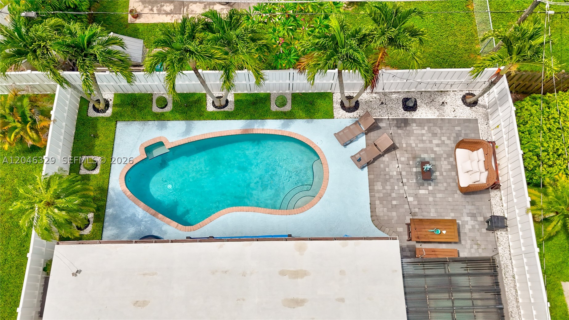 11370 NW 46th Pl, Sunrise FL 33323
