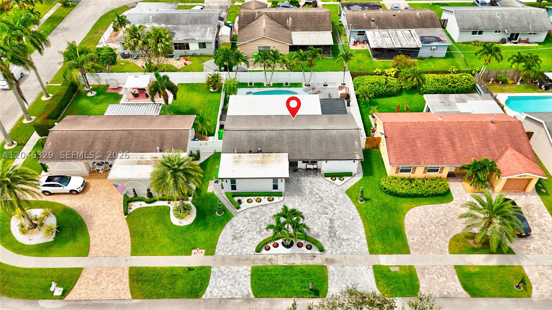 11370 NW 46th Pl, Sunrise FL 33323