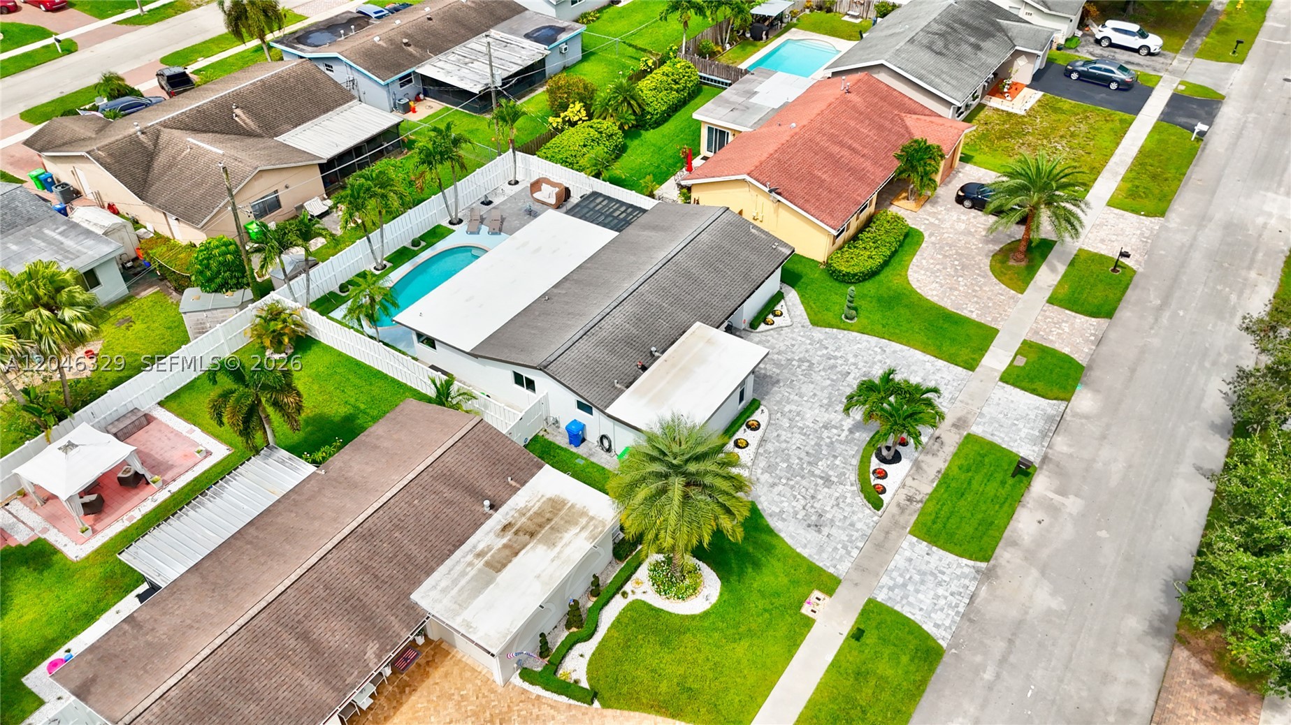 11370 NW 46th Pl, Sunrise FL 33323