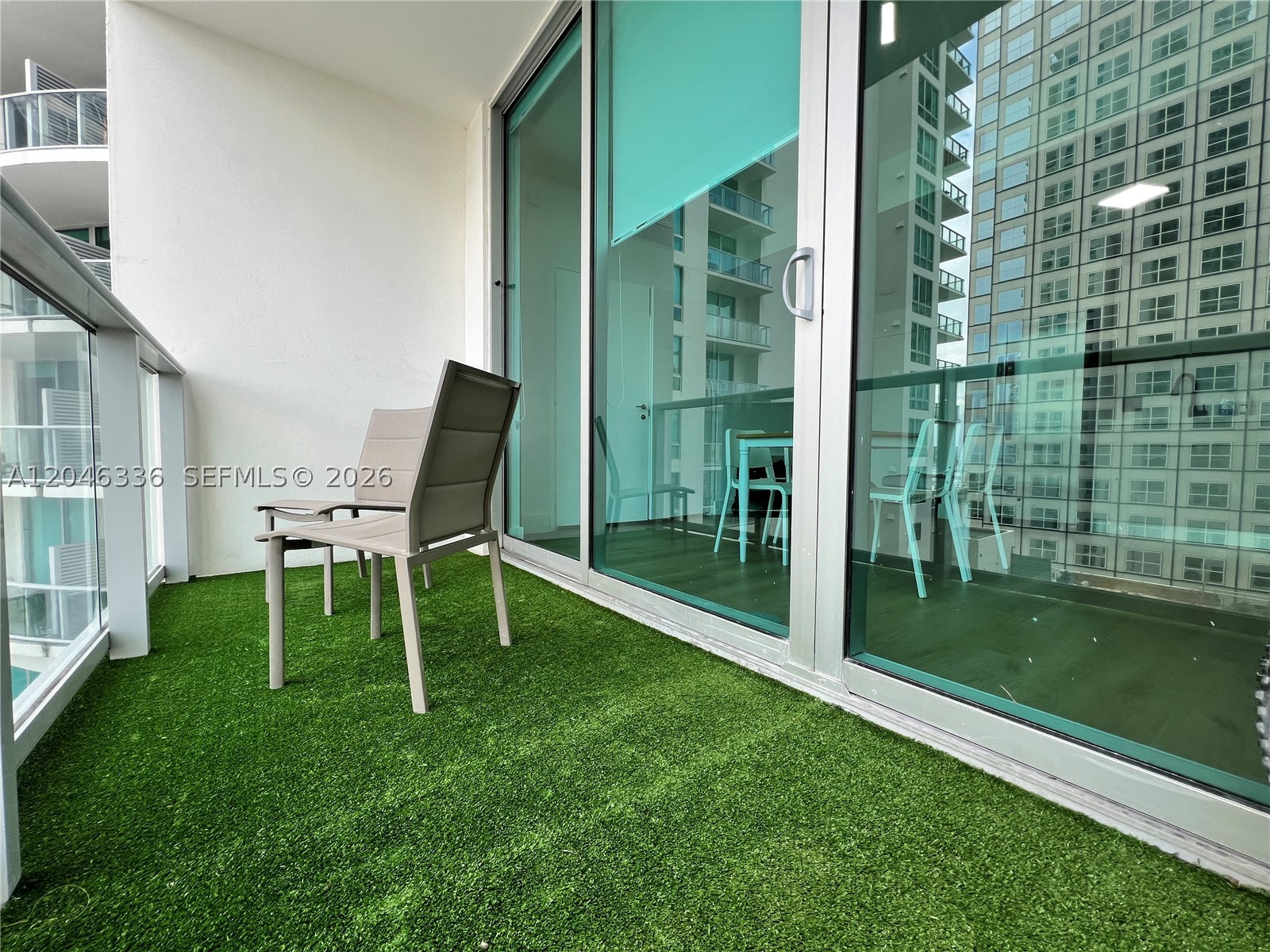 300 S Biscayne Blvd #T-1503, Miami FL 33131