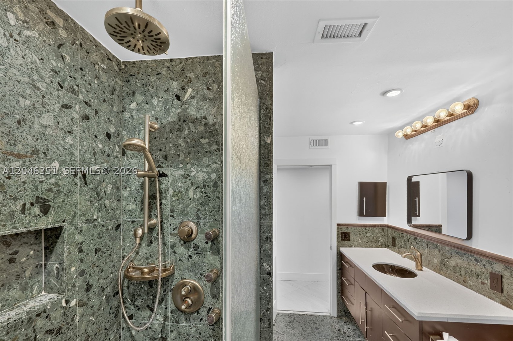 15200 SW 81st Ave, Palmetto Bay FL 33157