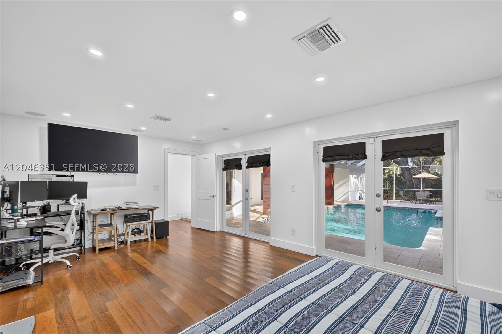 15200 SW 81st Ave, Palmetto Bay FL 33157