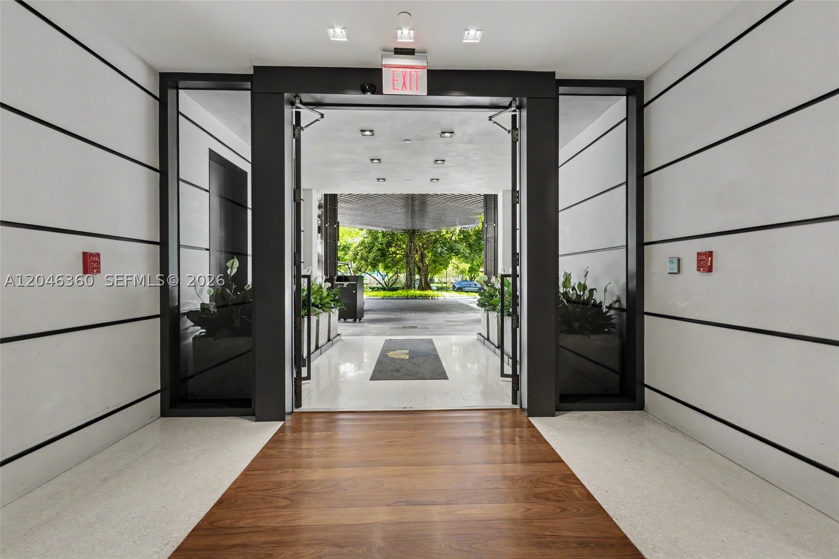 7042 Fisher Island Dr #7042, Miami Beach FL 33109