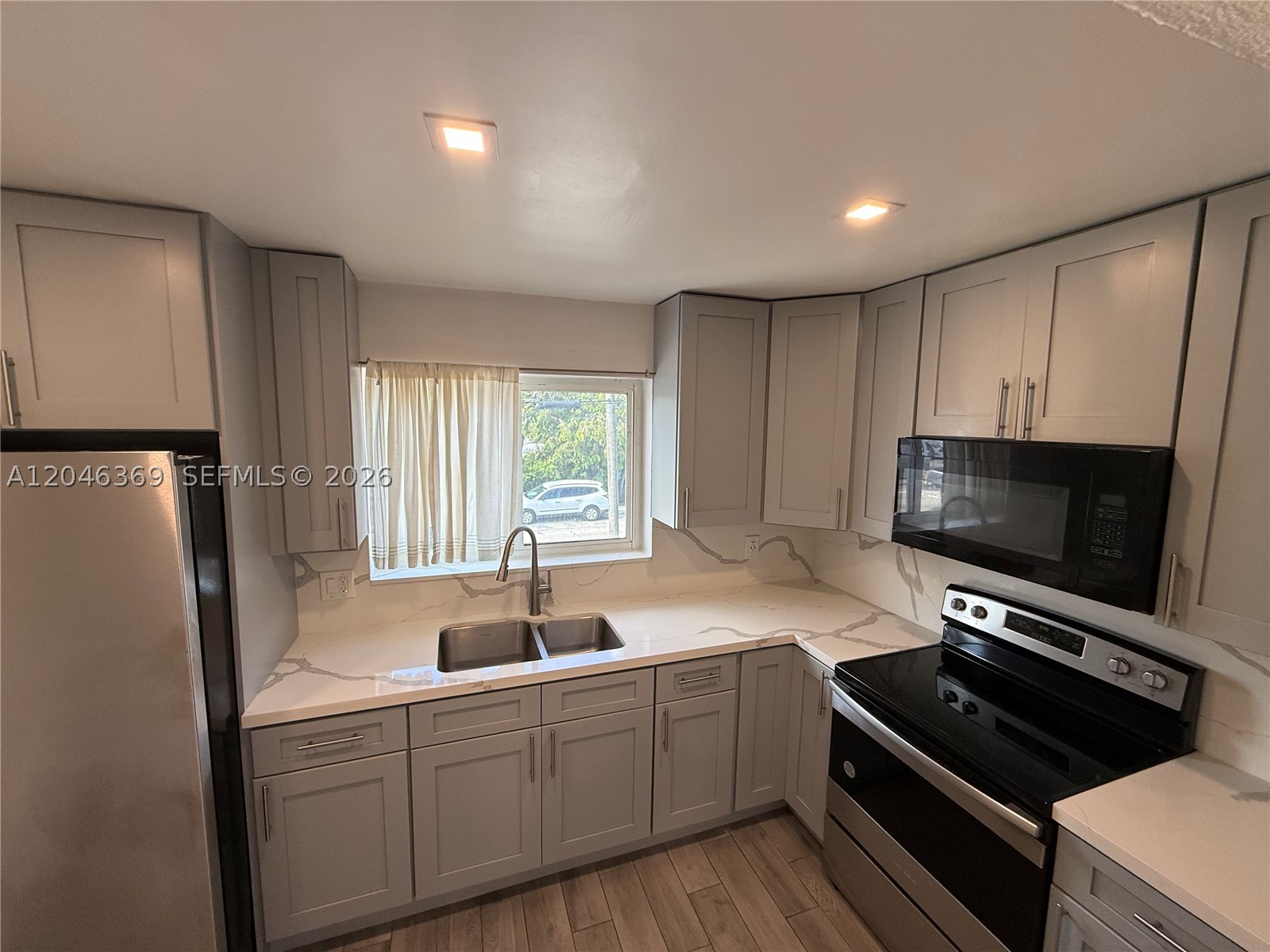 837 SE 12th Street #837, Hialeah FL 33010