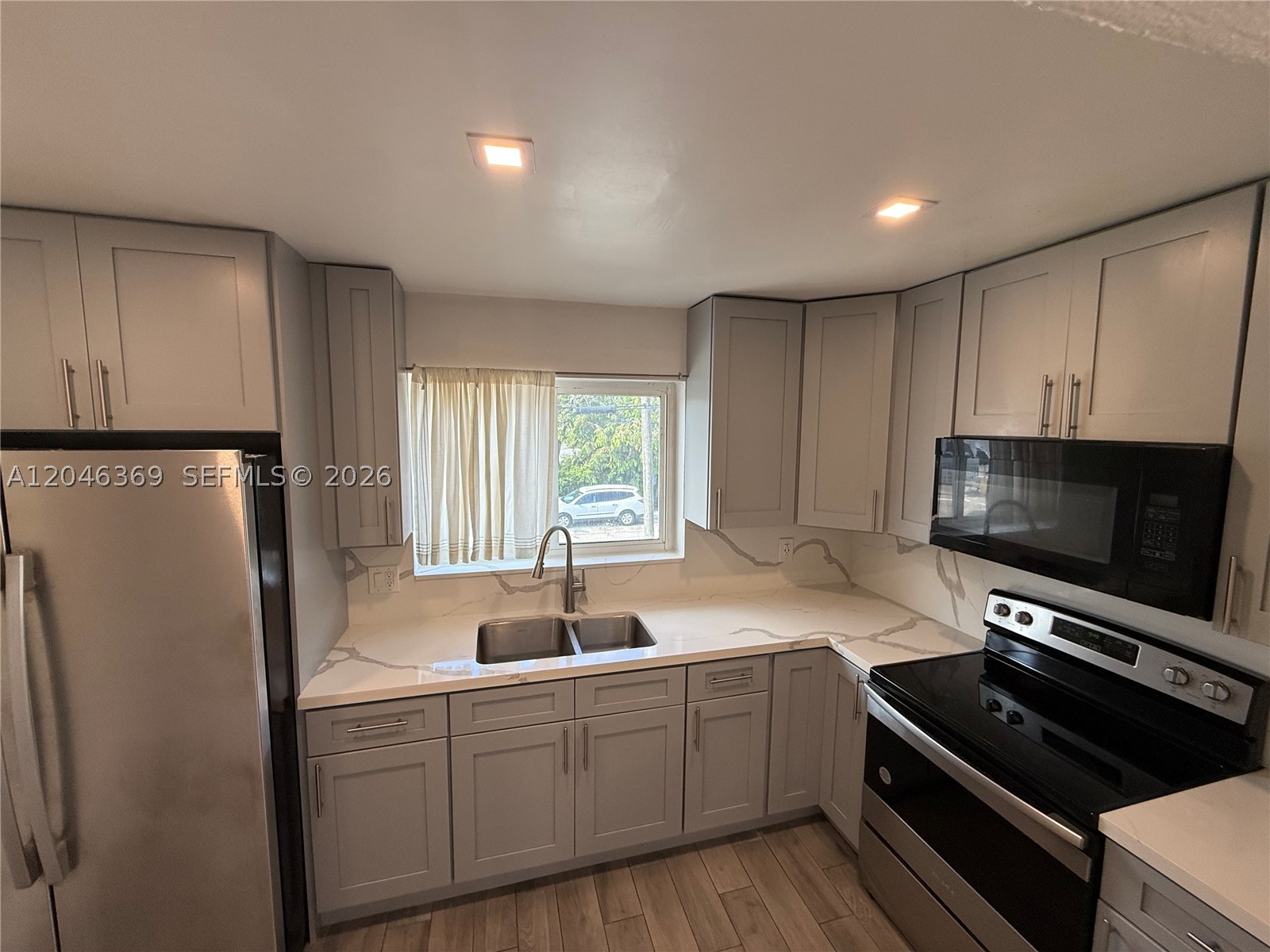 837 SE 12th Street #837, Hialeah FL 33010