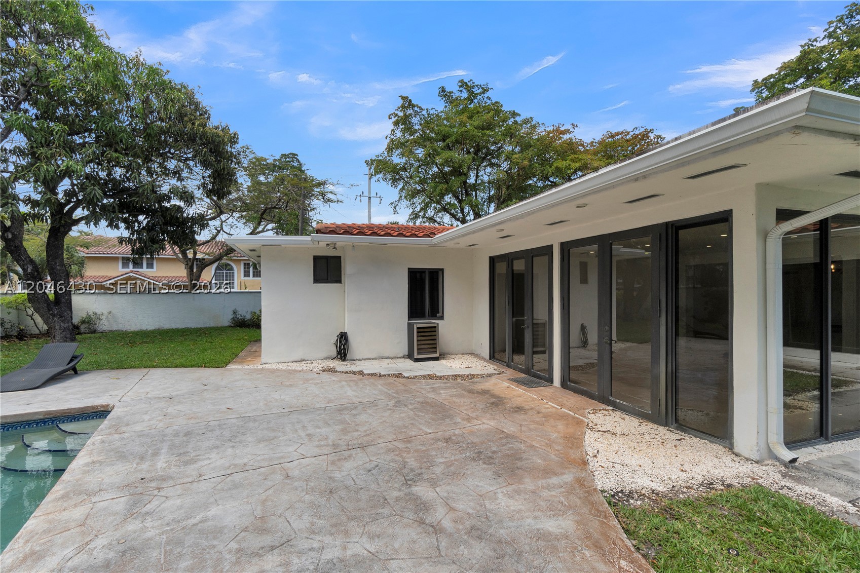 549 NE 12th Ave #1, Fort Lauderdale FL 33301