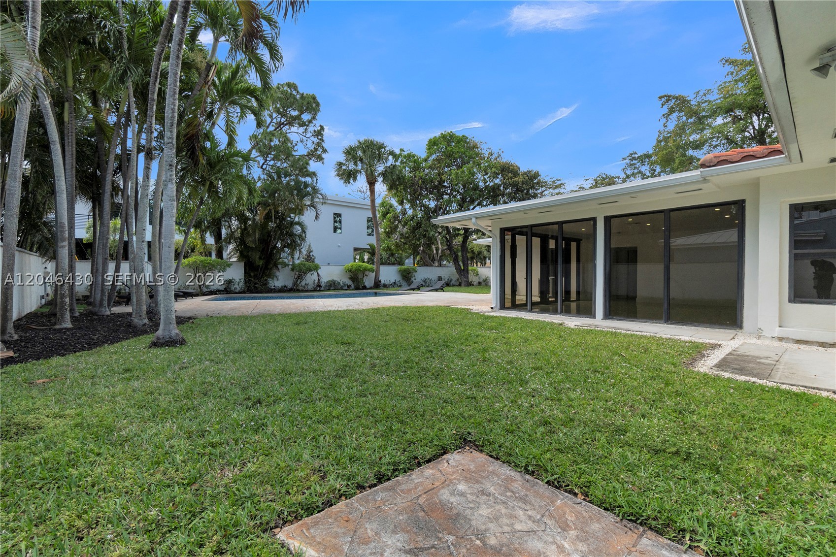549 NE 12th Ave #1, Fort Lauderdale FL 33301