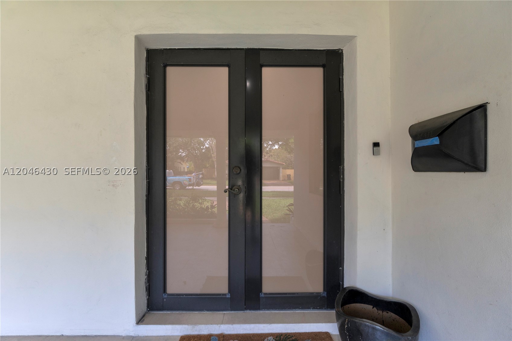 549 NE 12th Ave #1, Fort Lauderdale FL 33301