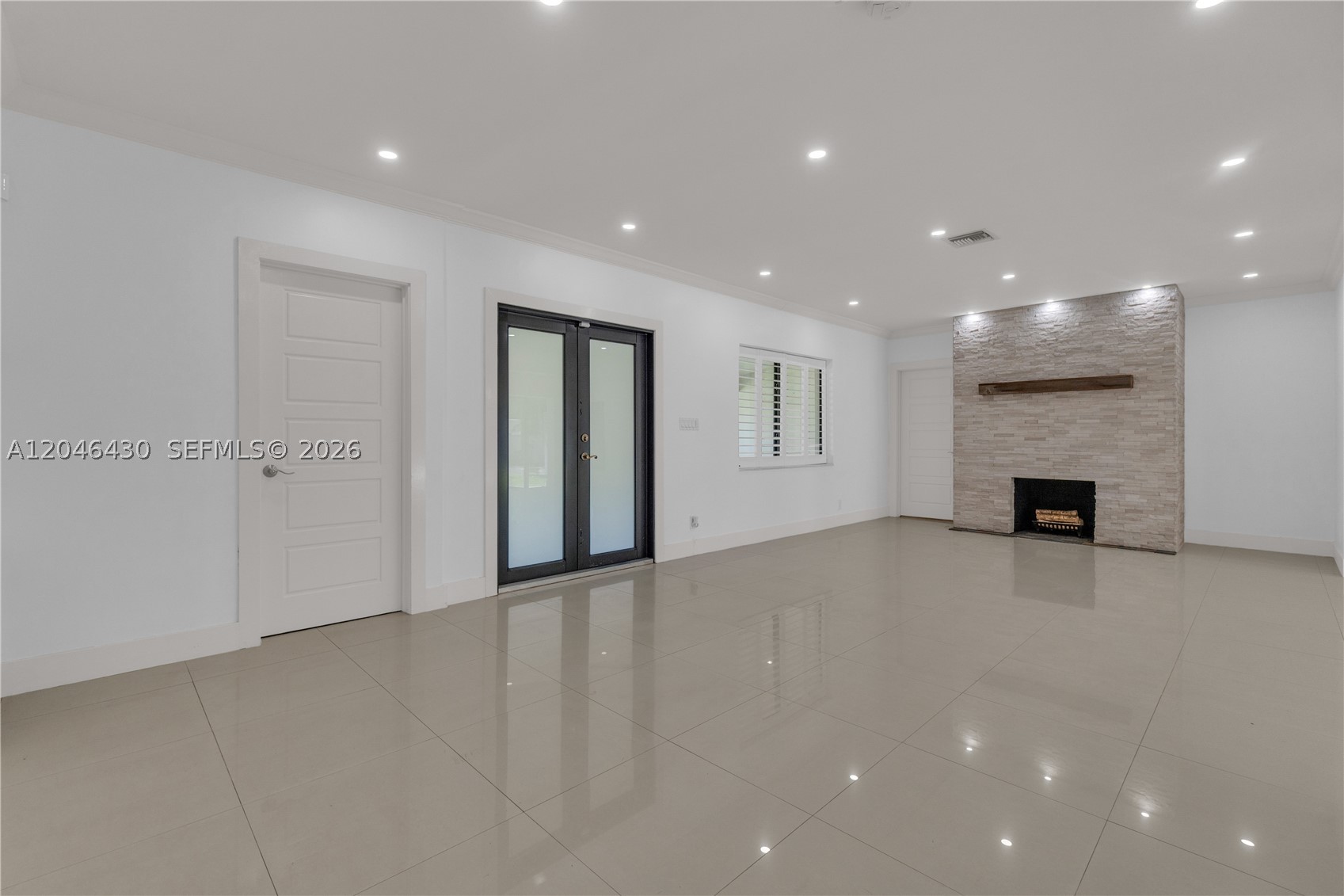 549 NE 12th Ave #1, Fort Lauderdale FL 33301