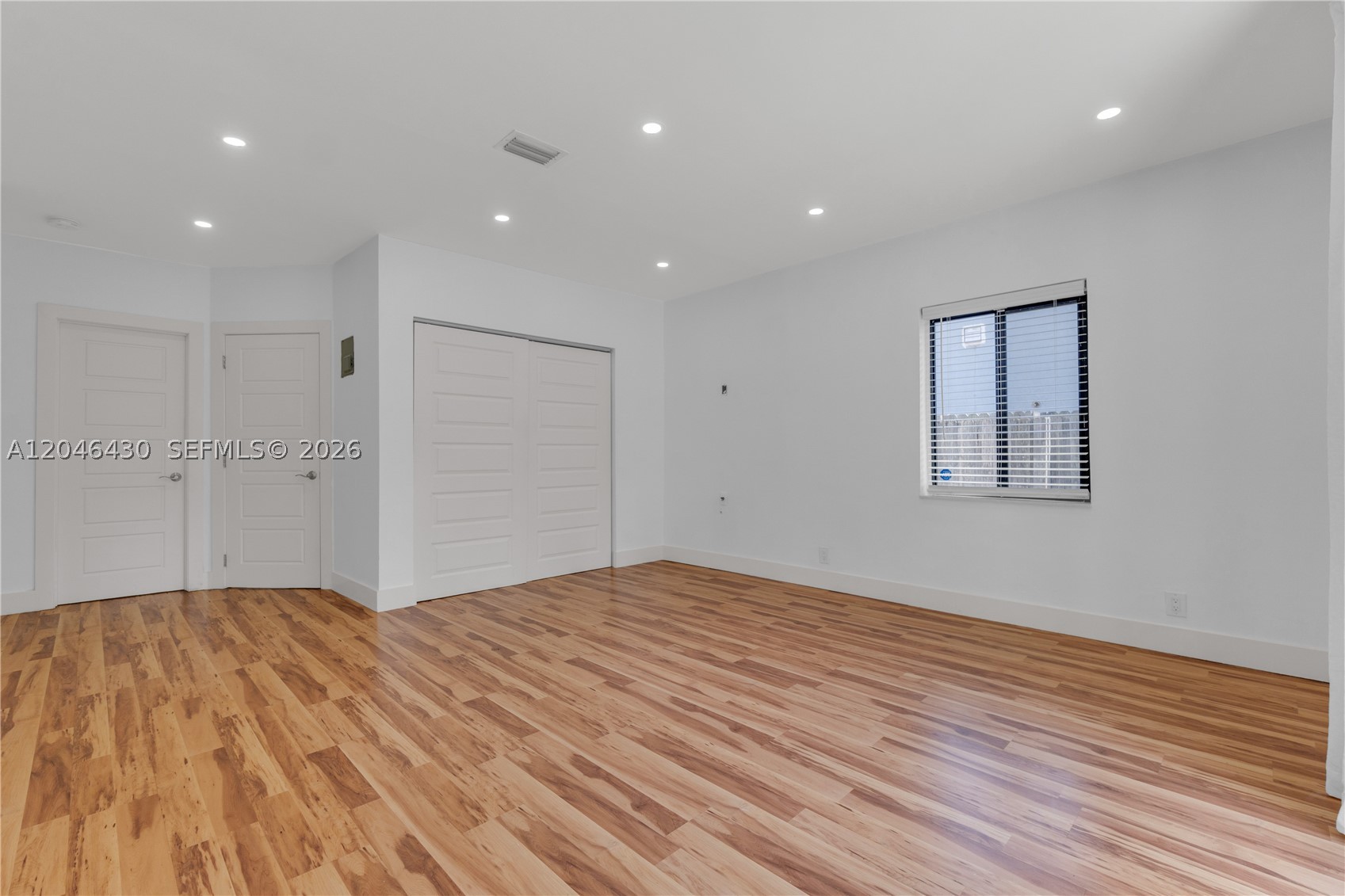 549 NE 12th Ave #1, Fort Lauderdale FL 33301
