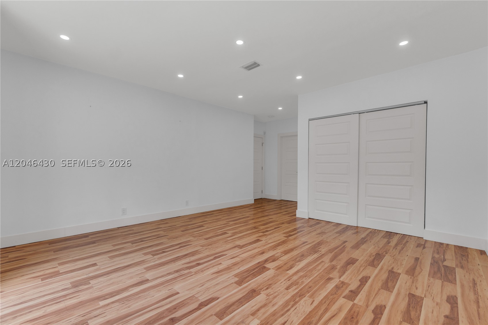 549 NE 12th Ave #1, Fort Lauderdale FL 33301