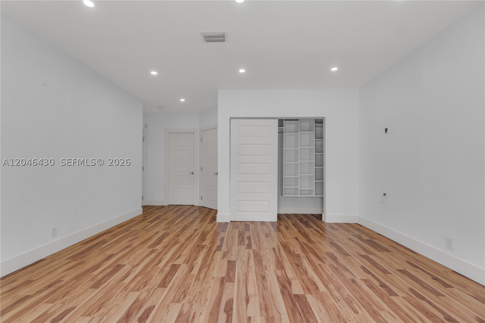 549 NE 12th Ave #1, Fort Lauderdale FL 33301