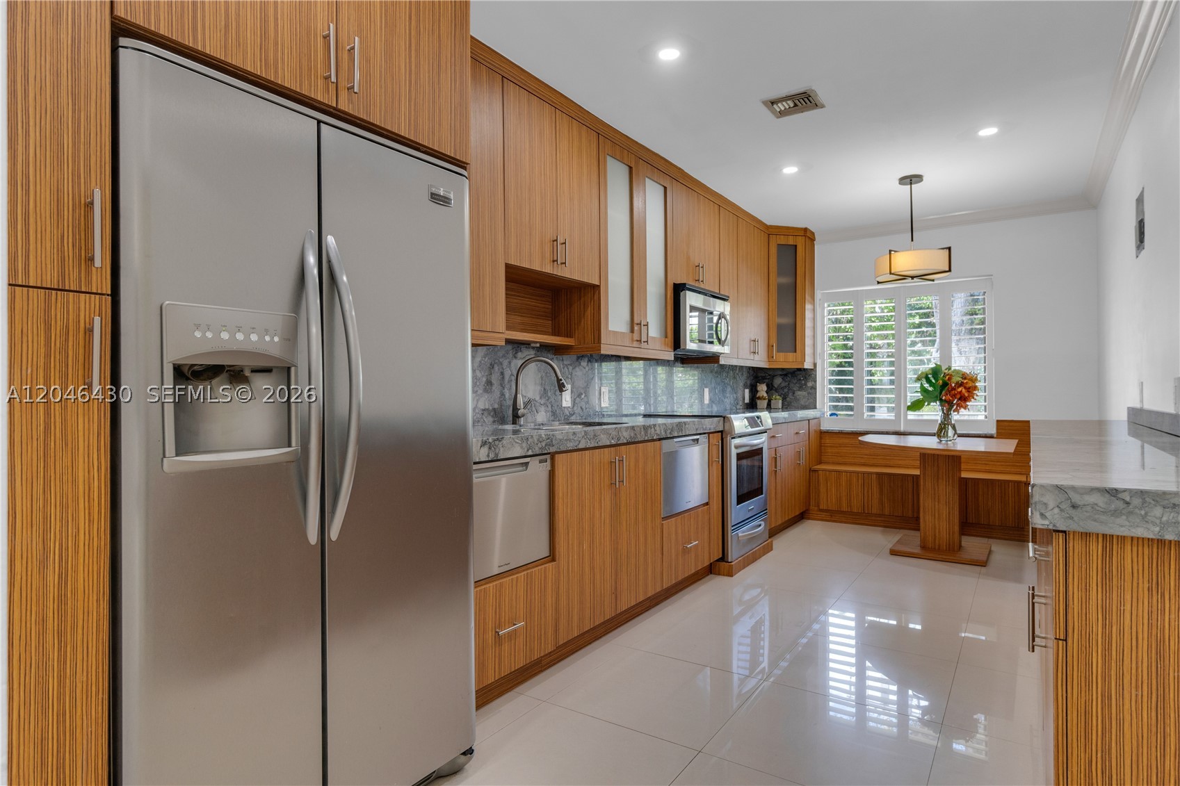 549 NE 12th Ave #1, Fort Lauderdale FL 33301
