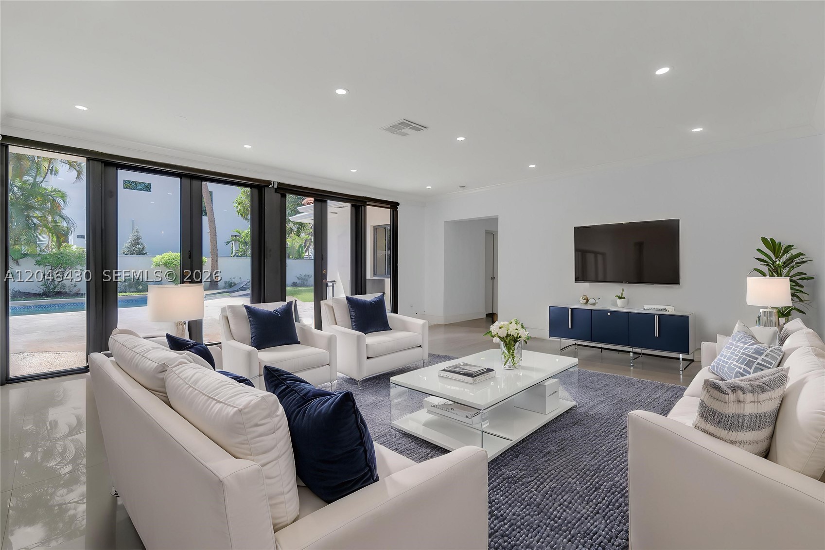 549 NE 12th Ave #1, Fort Lauderdale FL 33301