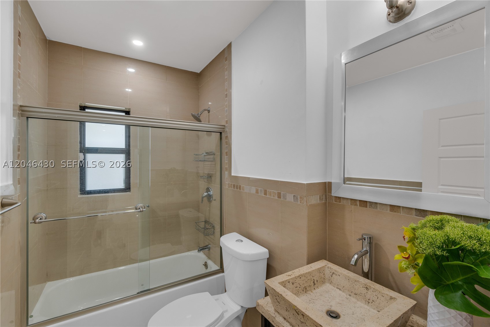 549 NE 12th Ave #1, Fort Lauderdale FL 33301