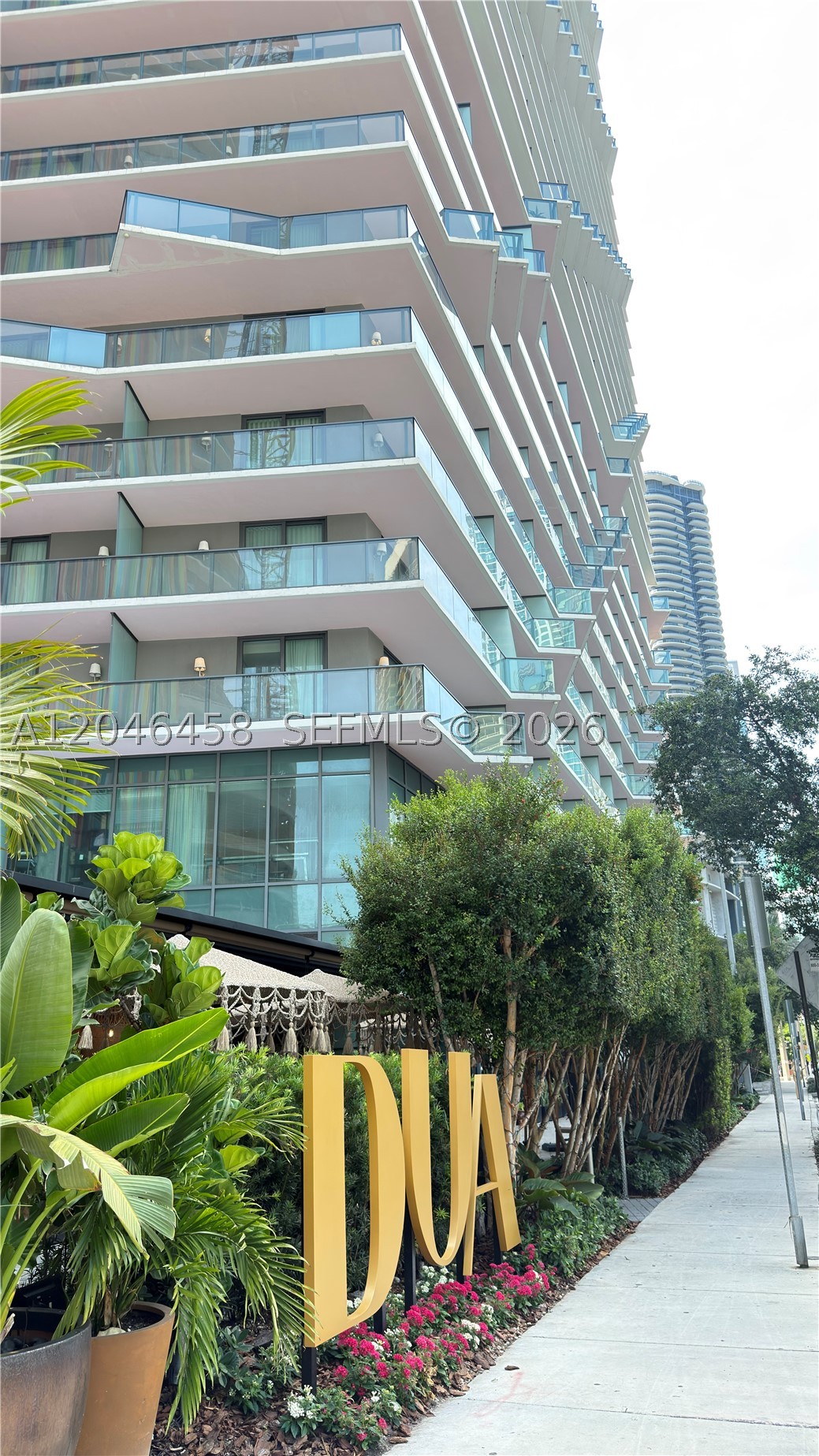 1300 S Miami Ave #1710, Miami FL 33130