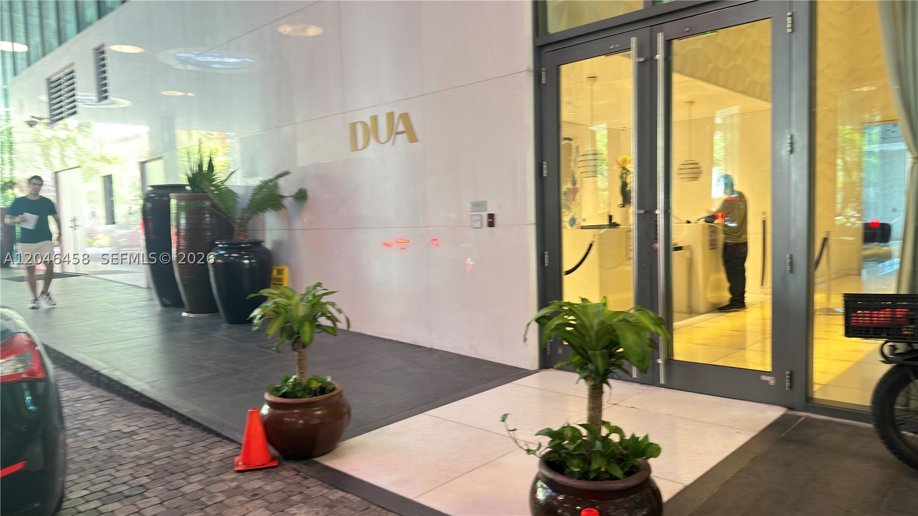 1300 S Miami Ave #1710, Miami FL 33130